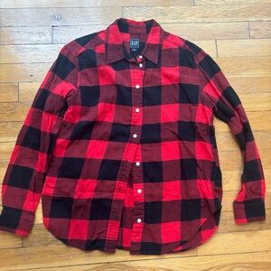 GAP Men's Bold Red and Black Checkered Shirt
